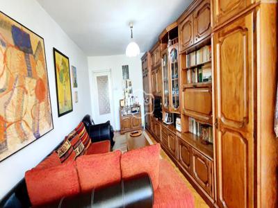 Apartament 2 camere zona George Enescu-Maternitate, etaj 3