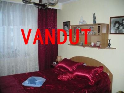 Apartament Cu 4 Camere De Vanzare - Zona Centru - Alba Iulia