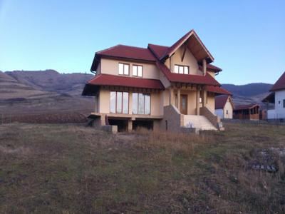 Casa de Inchiriat - 1100 eur - Alba Iulia