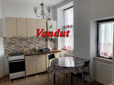 Casa de vanzare , 3 camere , zona Centru , Pret 130000 Euro