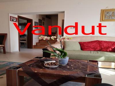 Casa duplex de vanzare in zona Cetate avand 4 camere, Pret Vanzare : 110000 Euro