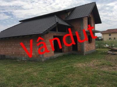 Casa la rosu de vanzare, Alba Iulia, Cetate, Pret 51000 Euro
