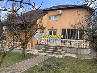 Casa Noua de vanzare in Alba Iulia zona Cetate finisata complet cu teren 800 mp