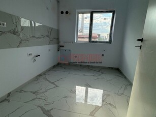 Apartament 2 camere Sector 4