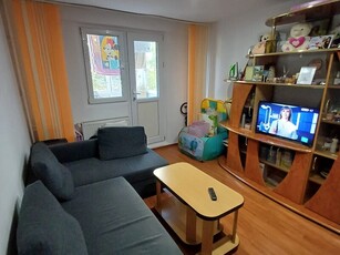 Apartament 2 camere Berceni, Huedin, strada Resita Lukoil