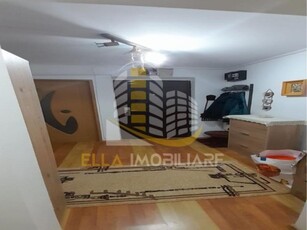 Apartament 2 camere zona Liceul Sportiv