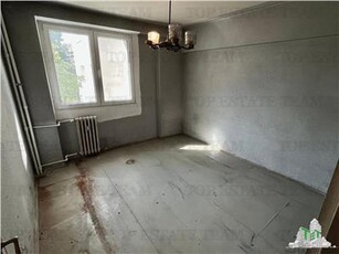 Apartament 3 camere DE RENOVAT | 62mp utili | 3 min de METROU