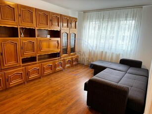 APARTAMENT 3 CAMERE ZONA CENTRALA