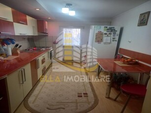 Apartament 3 camere zona Kogalniceanu