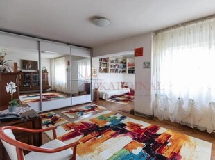 Apartament 4 camere Centru Civic Toamnei