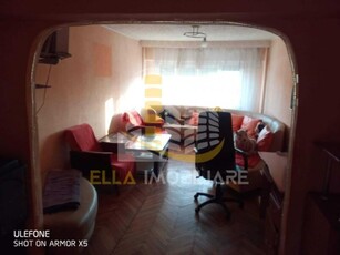 Apartament 4 camere zona Stadion