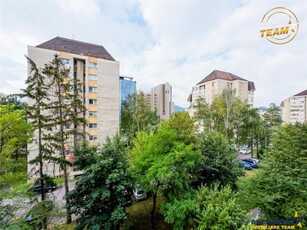 Apartament cu 3 camere, 78 mp, Brasov vedere spre Centrul Civic