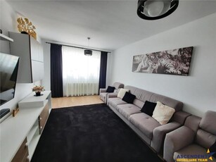 Apartament decomandat, doua camere, terasa generoasa, Tractorul, Brasov