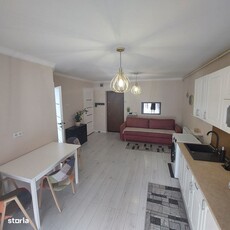 Apartament de închiriat cu 2 camere semidecomandate, zona Iulius Mall