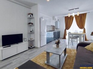 Studio cu gradina, Avantgarden