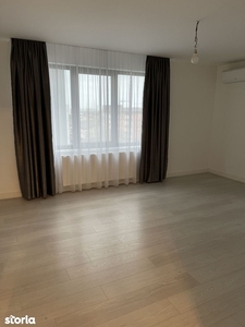 Apartament 3 camere, modern, curte comuna cu foisor, Sub Cetate, Flore