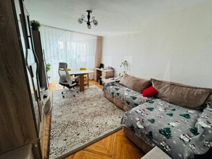 Apartament 2 camere decomandat, zona scolii Liviu Rebreanu