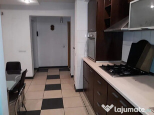 Apartament 3 camere 2 bai decomandat Gara- Arcu