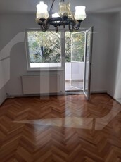 Apartament 3 camere, etaj intermediar, zona Grigore Alexandrescu