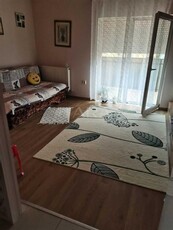 Apartament cu 2 camere de vanzare in Floresti, zona Eroilor