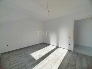 Apartament cu 2 camere in Floresti