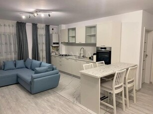 Apartament cu 3 camere de vanzare in Floresti