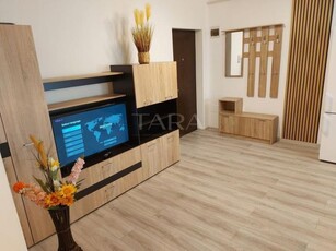 Apartament cu 3 camere de vanzare in Floresti