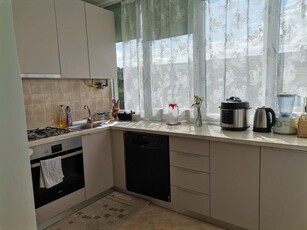 Apartament de 2 camere, 50mp, etaj 1, parcare inclusa