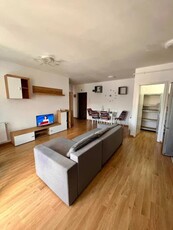 Apartament de 2 camere, 66mp, etaj intermediar, parcare, zona New City