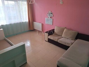 Apartament de 2 camere cu gradina, Floresti, zona Eroilor