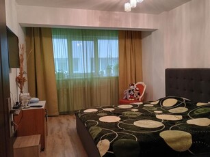 Apartament 3 camere 60mp, 2 Balcoane, Garaj, Boxa, zona Porii