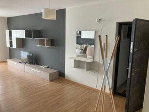 Apartament de vanzare, 2 camere, 64mp, etaj intermediar, parcare, zona Eroilor