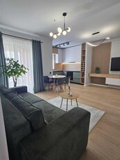 Apartament de vanzare, 2 camere, etaj intermediar, parcare, zona Vivo