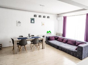 Apartament de vanzare 3 camere 2 bai Sibiu Selimbar