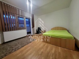 Apartament decomandat cu o camera, centrala proprie, zona Lipovei