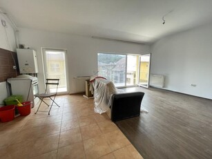 Apartament finisat de 2 camere, 52mp, 2 balcoane, zona Porii