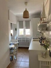 Apartament o camera in zona HOREA