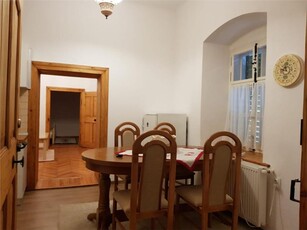 Inchiriere apartament deosebit ultracentral, parter zona Pta Mare