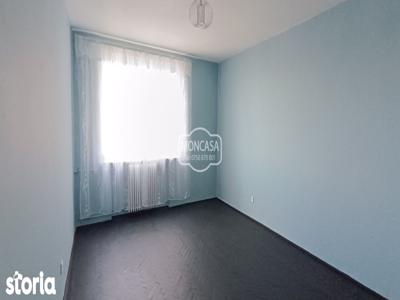 Apartament 2 camere zona Parcul Tineretului , etaj 3