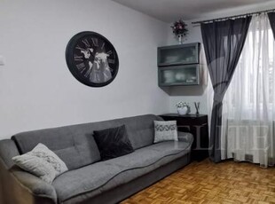 Apartament 2 camere in zona DECEBAL