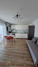 Apartament 2 camere semidecomandat de inchiriat in zona Metro/Vivo