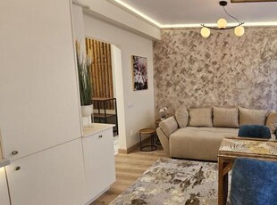 Apartament 2 camere, ultrafinisat, in Floresti, zona Terra.