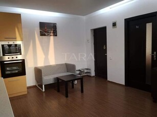 Apartament 3 camere, Floresti