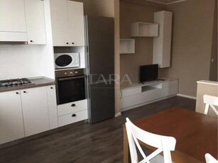 Apartament 3 camere, Floresti