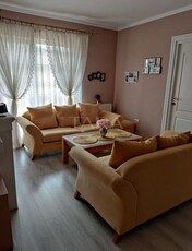 Apartament 3 camere, Floresti, zona Porii