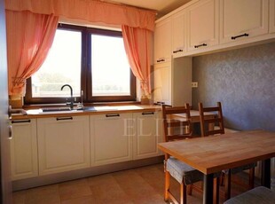 Apartament 3 camere in zona GRIGORESCU CAPAT