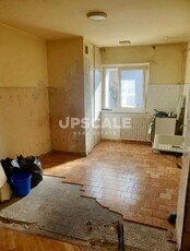 Apartament, 3 camere, zona UMF!