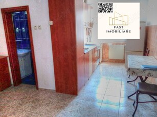 apartament 4 camere Ultracentral str.Petru Rares