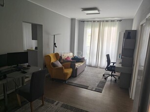 Apartament cu 2 Camere, Balcon si Finisaje Moderne in Zona Centrala