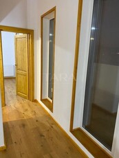 Apartament cu 2 camere de vanzare in zona Terra